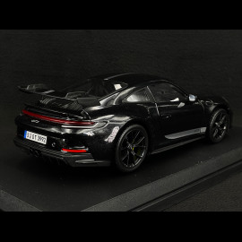 Porsche 911 GT3 type 992 2022 Jet Black metallic 1/18 Maisto 36458BKS