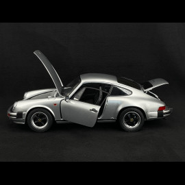 Porsche 911 Carrera 3.2 Coupe 1989 Metallic Silber 1/12 Schuco 450669900