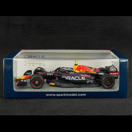 Sergio Perez Red Bull Racing RB18 n° 11 Sieger GP Singapur 2022 F1 1/43 Spark S8560