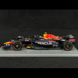 Sergio Perez Red Bull Racing RB18 n° 11 Winner GP Singapore 2022 F1 1/43 Spark S8560