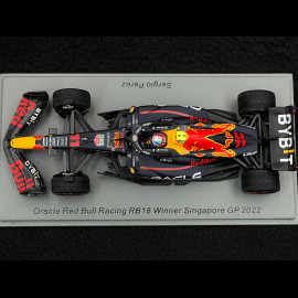 Sergio Perez Red Bull Racing RB18 n° 11 Sieger GP Singapur 2022 F1 1/43 Spark S8560