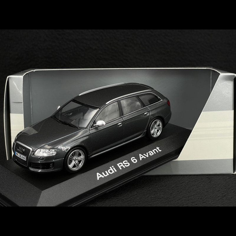 Audi RS6 Avant 2002 Daytonagrau 1/43 Minichamps 5010710233