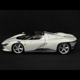 Ferrari Daytona SP3 2022 White Bianco Avus 1/18 Bburago Signature 16912