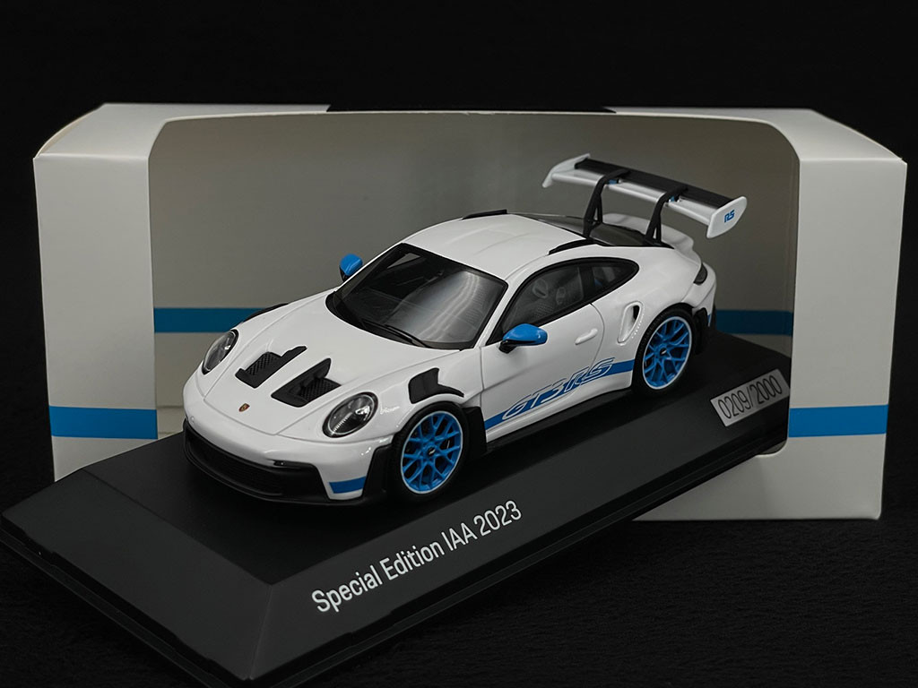 Porsche 911 GT3 RS Type 992 2023 IAA Edition Weiß / Blaue Streifen ...