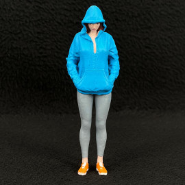 Figur sportliches Mädchen im Kapuzenpullover Diorama 1/18 Premium 18014