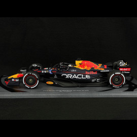 Max Verstappen Red Bull RB18 n° 1 Winner 2022 Abu Dhabi F1 Grand Prix 1/18 Spark 18S776