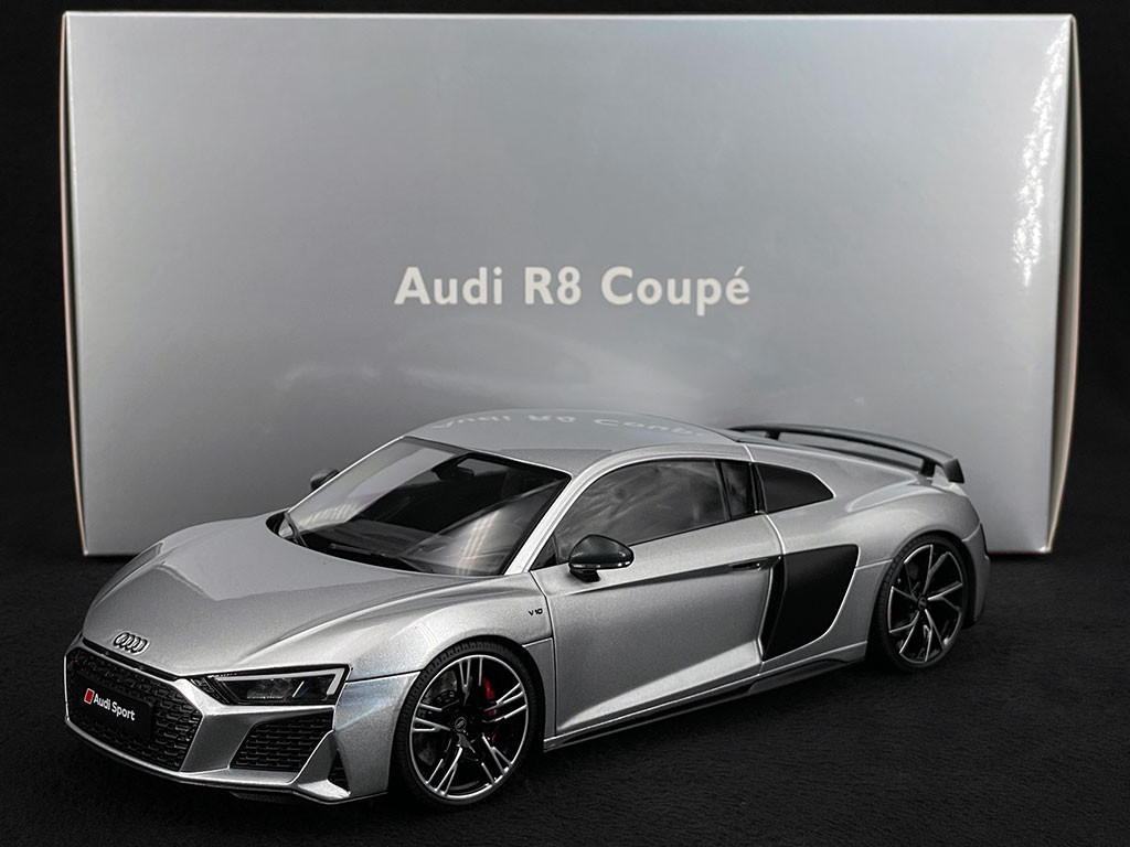 Audi R8 2021 Silver 1/18 Keng Fai VAKF-0354 - Elfershop