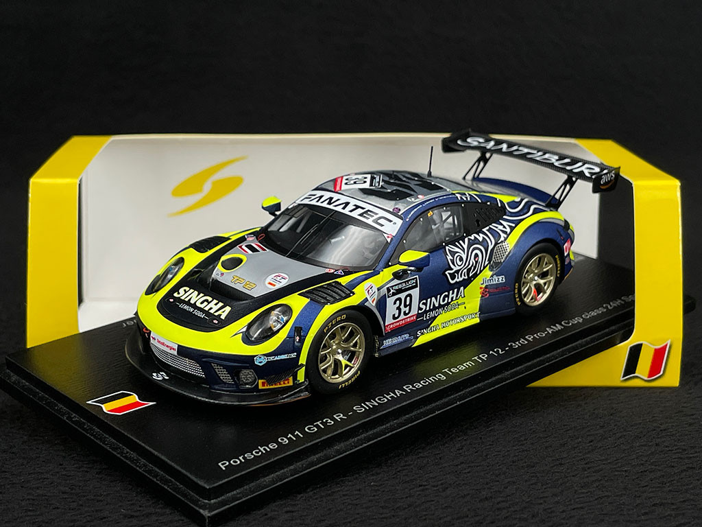 Porsche 911 GT3 R n° 39 24h Spa 2022 SINGHA Racing 1/43 Spark