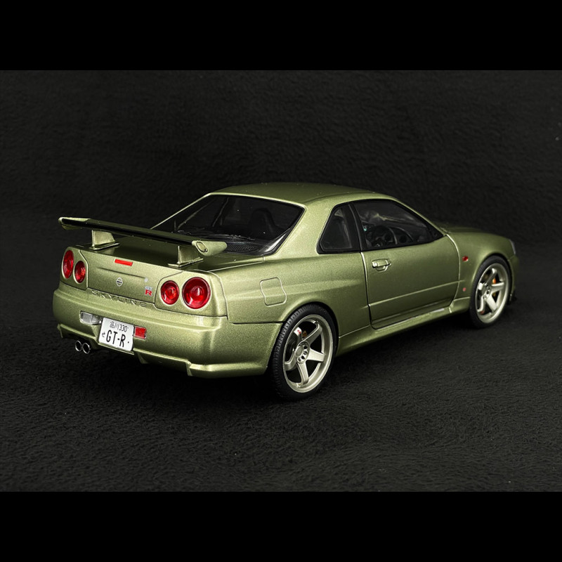 Nissan GT-R R34 Skyline 1999 Light green metallic 1/18 Solido S1804308 ...