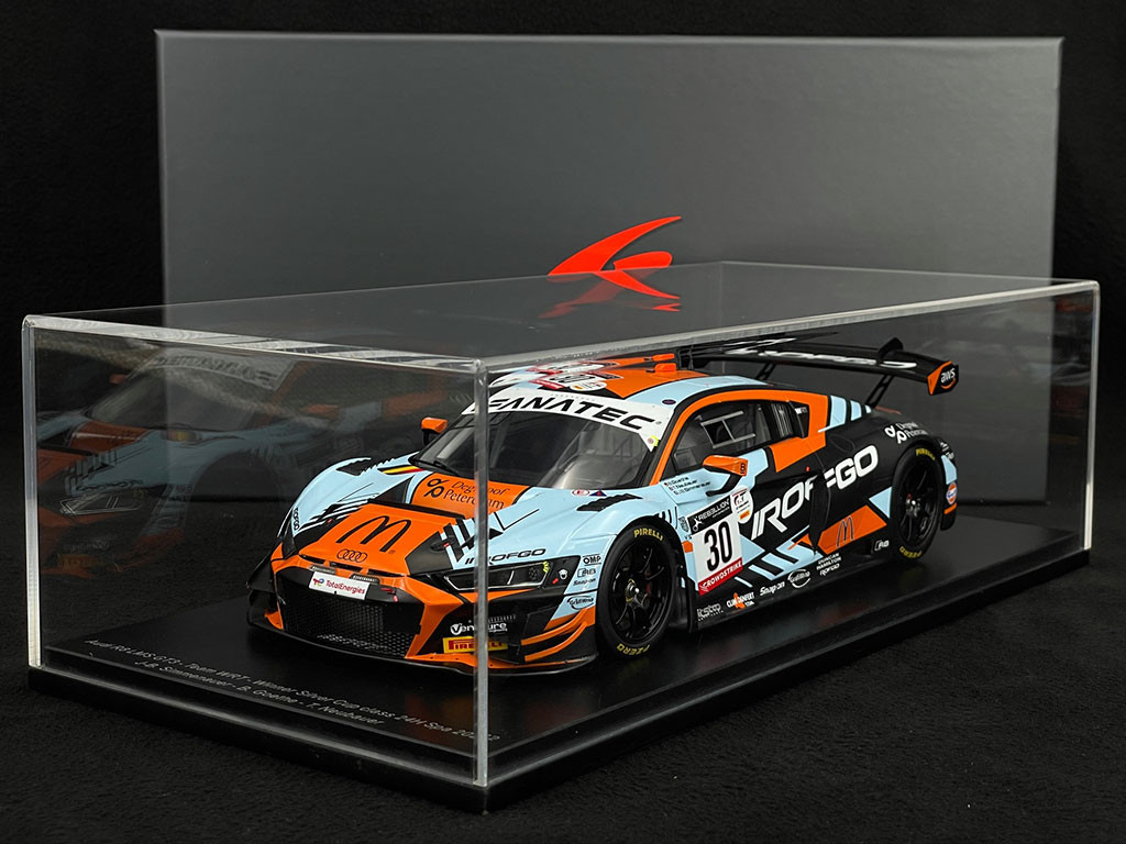 Audi R8 LMS GT3 n° 30 Winner 24h Spa 2022 Team WRT 1/18 Spark