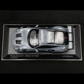 Porsche 911 GT3 RS Type 992 2023 Arktikgrau 1/43 Minichamps 410062101