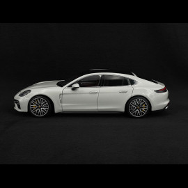 Porsche Panamera Turbo S 2020 Chalk Grey 1/18 Minichamps 113061078