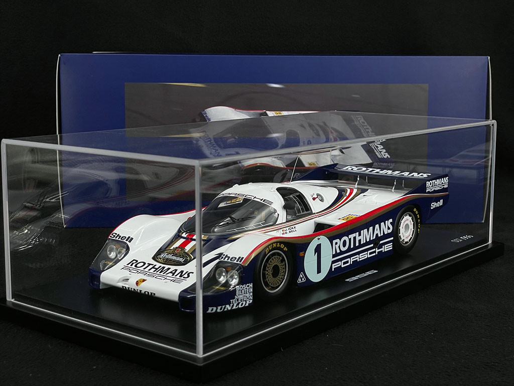 【Spark Model】Porsche 956 #1 Winner 1982 Porsche 956 n° 1 Winner 24h Le Mans 1982 Rothmans Ickx / Bell 1/18
