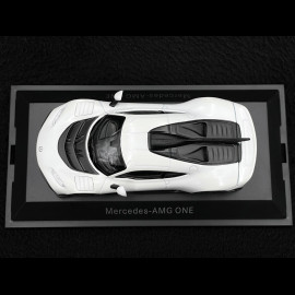 Mercedes-AMG ONE C298 2022 Cashmere White 1/43 NZG B66961041