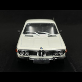 BMW 3.0 CS 1968 weiß 1/43 Minichamps 410029025