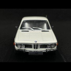 BMW 3.0 CS 1968 White 1/43 Minichamps 410029025