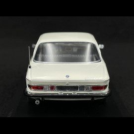 BMW 3.0 CS 1968 weiß 1/43 Minichamps 410029025