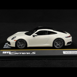 Porsche 911 Carrera S AHEAD Typ 992 2022 Weiß / Schwarz 1/43 Minichamps WAP0200410SKAE