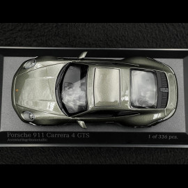 Porsche 911 Carrera 4 GTS Type 992 2019 Aventuragrün metallic 1/43 Minichamps 410063001