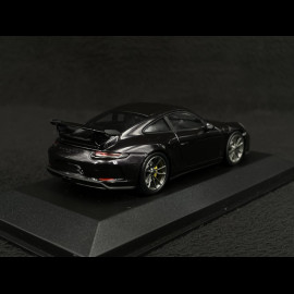 Porsche 911 type 991 GT3 Mk II 2017 metallic purple 1/43 Minichamps 410066027