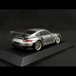 Porsche 911 GT2 RS type 991 silver / black 1/43 Spark WAP0201510J