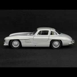 Mercedes-Benz 300 SL 1952 Silber 1/24 Welly B66056163