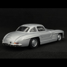 Mercedes-Benz 300 SL 1952 Silber 1/24 Welly B66056163