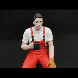 Figur Mann Mechaniker in der Pause auf dem Rad sitzend Diorama 1/18 Premium 18025-2