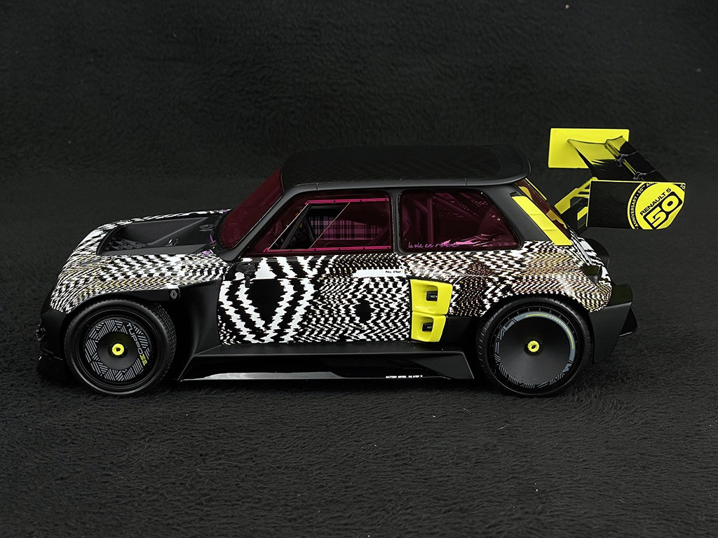 Renault 5 Turbo 3E Concept Car 2022 Black 1/18 Ottomobile OT447