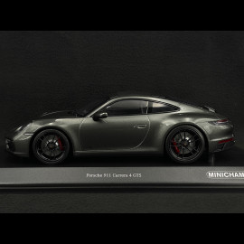 Porsche 911 Carrera 4 GTS Type 992 2020 Metallic Aventuragrün 1/18 Minichamps 155063101