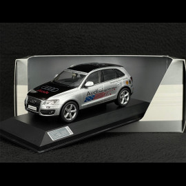 Audi Q5 Mileage Marathon 2008 Eissilber 1/43 Schuco 5010805623