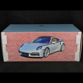 Porsche 911 Turbo S Sonderwunsch 992 Type 2022 Urban Bamboo Chromaflair 1/18 Spark WAP0219100RTSS