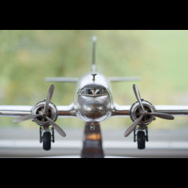 Flugzeug Douglas DC3 1935 mit Aluminiumsockel AP455