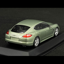 Porsche Panamera S Hybrid 2011 green 1/43 Minichamps WAP0205010A