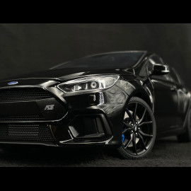 Ford Focus RS 2016 Shadow Black 1/18 Autoart 72951