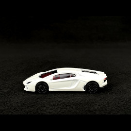 Lamborghini Aventador Racing Sports Premium Showbox Weiß 1/59 Majorette 212052793STB