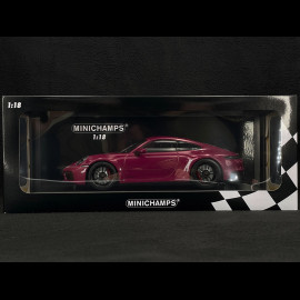 Porsche 911 Carrera 4 GTS Type 992 2020 Ruby Star Red 1/18 Minichamps 155063102