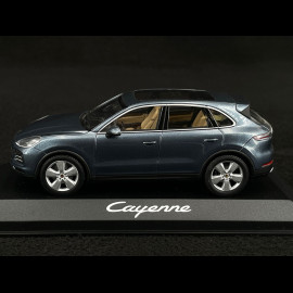 Porsche Cayenne 2017 metallic basque blue 1/43 Minichamps WAP0203110J