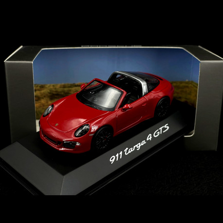 Porsche 911 type 991 Targa 4 GTS 2015 Carmine Red 1/43 Spark