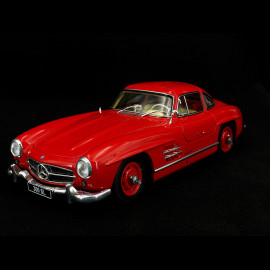 Mercedes-Benz 300 SL Gullwing 1957 Red 1/18 Schuco 450060100