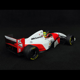 Ayrton Senna McLaren Ford MP4/8 n° 8 Sieger GP Europa 1993 F1 1/18 Minichamps 540933818