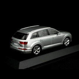 Audi Q7 Quattro V8 TDI Silver 1/43 Spark 5011407613