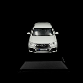 Audi Q7 Quattro V8 TDI 2015 Weiß 1/43 Spark 5011407623