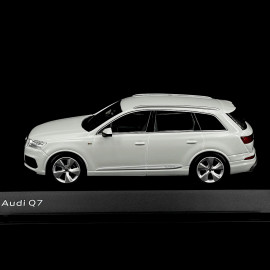 Audi Q7 Quattro V8 TDI 2015 Weiß 1/43 Spark 5011407623