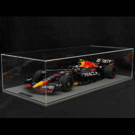 Sergio Perez Red Bull Racing RB18 n° 11 Winner GP Singapore 2022 F1 1/12 Spark 12S033