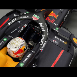 Max Verstappen Red Bull Racing RB18 n° 1 Sieger GP Japan 2022 F1 Weltmeister 2022 1/12 Spark 12S034