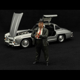 Set of 2 Figurines Enzo Ferrari / Alfred Neubauer Diorama 1/18 Le Mans Miniatures