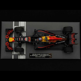 Max Verstappen Red Bull Racing RB12 n° 33 Winner GP Spain 2016 F1 1/18 Minichamps 117160333