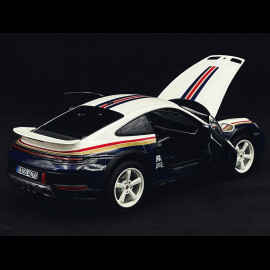 Porsche 911 Dakar Typ 992 n° 953 Roughroads 2023 Enzianblau / Weiß  1/18 Norev 187240