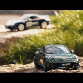 Porsche 911 Dakar Typ 992 2023 Eichengrün 1/18 Norev 187241